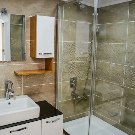 Net Group Suites